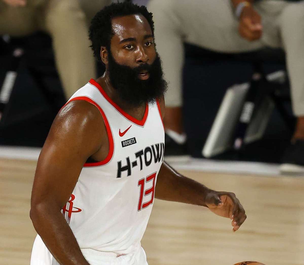 会市场中 会市场中