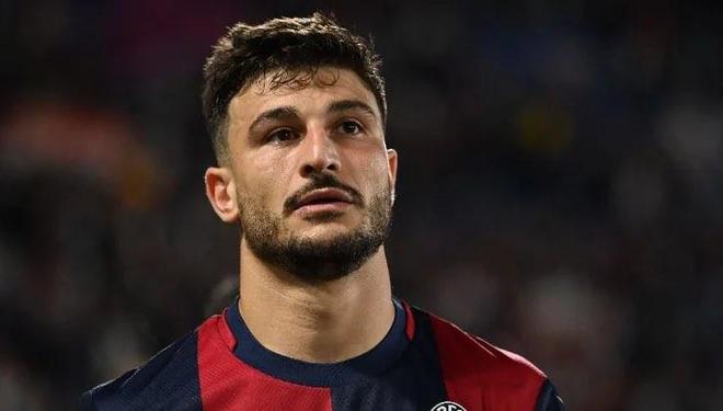 手何冰娇在 手何冰娇在