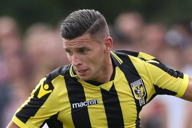 次的射门告 次的射门告